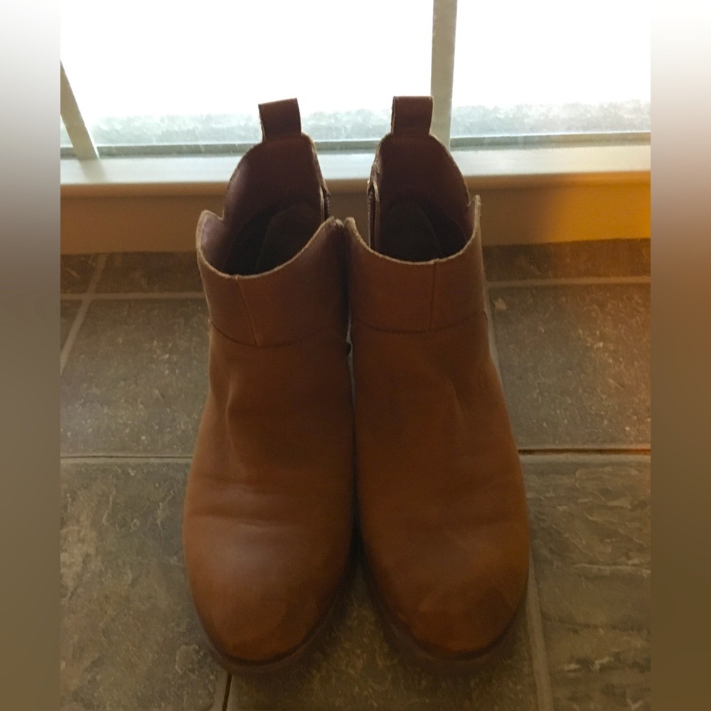 Lucky Brand Tan Boots